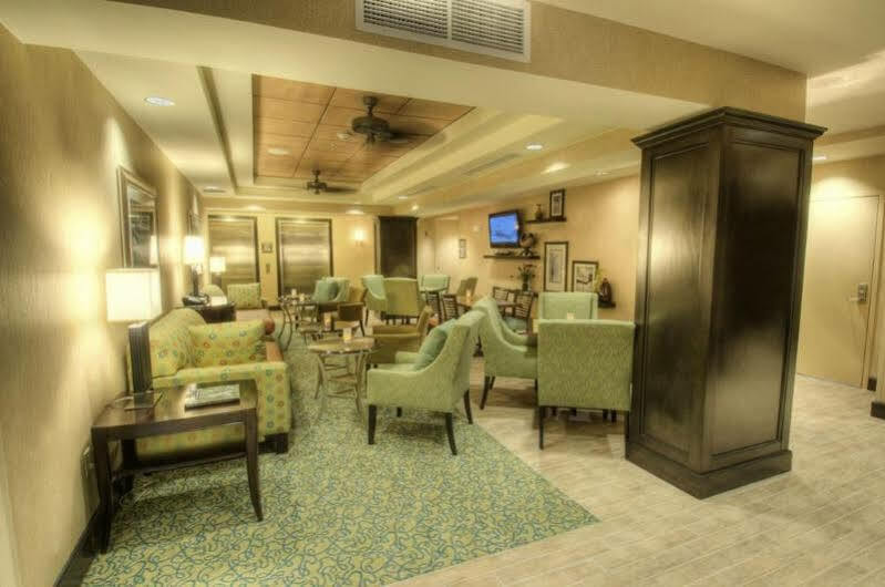 Hampton Inn & Suites Gainesville Downtown Buitenkant foto