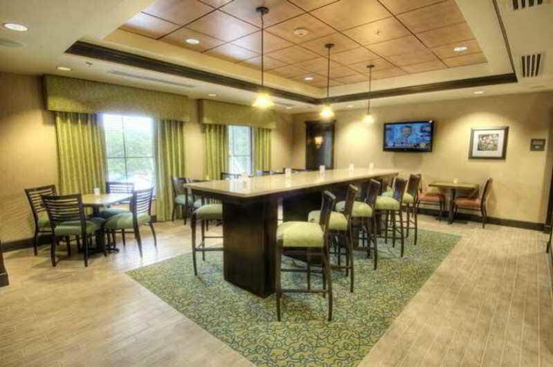Hampton Inn & Suites Gainesville Downtown Buitenkant foto